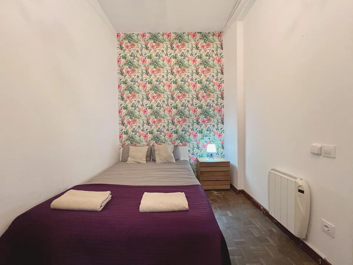 Lolita Bcn Apartment En El Eixample Barcellona 0*,